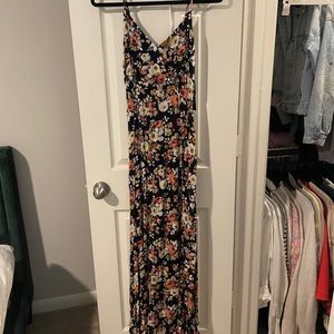 NWT Lulus Floral Maxi Dress